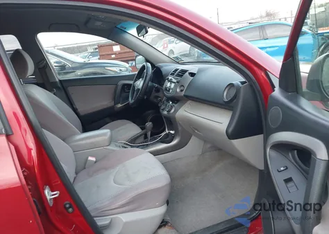 2006 Toyota Rav4 z USA, uszkodzony, nr VIN JTMZD33V665016705